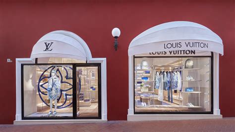 capri louis vuitton|capri women's store italy.